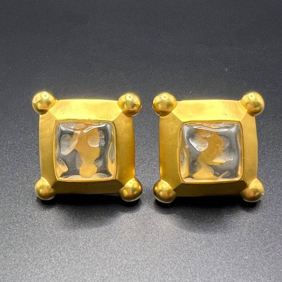 Vintage Karl Lagerfeld Clip On Earrings Gripoix Glass Gold Tone Square Signed - Picture 1 of 10